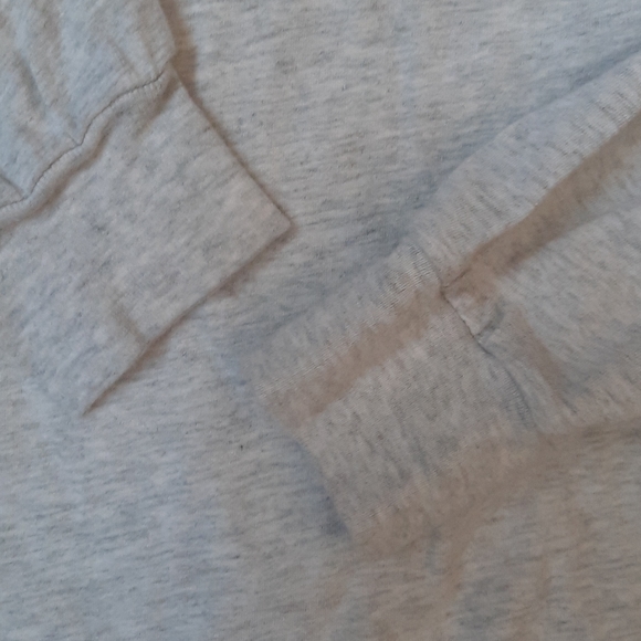 Victoria Secret pink long sleeve tee - Picture 4 of 8